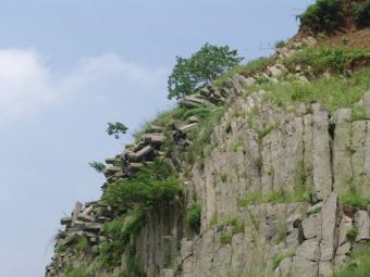 石柱山风景区在哪？石柱山风景区景点介绍