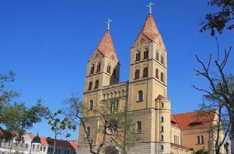 青岛天主教堂在哪？青岛天主教堂景点介绍