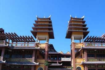 保亭民族风情一条街在哪？保亭民族风情一条街景点介绍