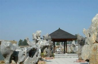 龙湖问石主题公园在哪?龙湖问石主题公园景点介绍