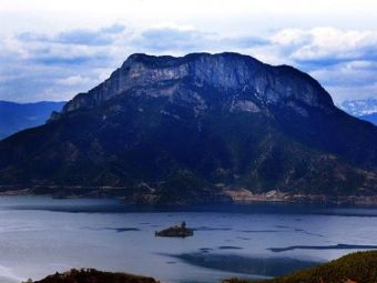 格姆女神山在哪？格姆女神山景点介绍