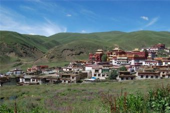 长青春科尔寺在哪？长青春科尔寺景点介绍