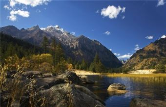 格聂神山在哪？格聂神山景点介绍