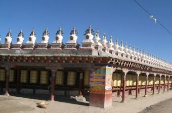 亚青寺在哪？亚青寺景点介绍