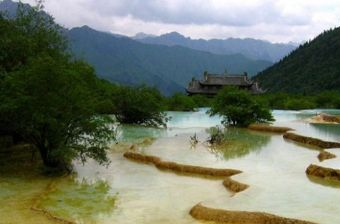 阿坝黄龙寺在哪？阿坝黄龙寺景点介绍