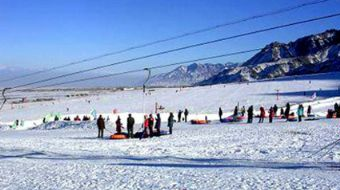 乌鲁木齐县白云国际滑雪场在哪？乌鲁木齐县白云国际滑雪场景点介绍