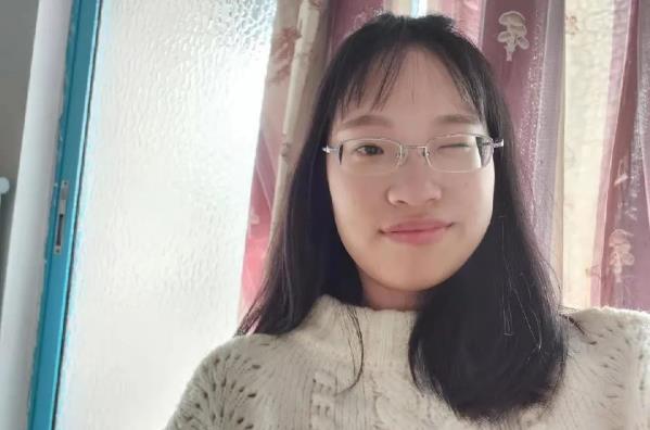依镜PRL:术后第二天,她悄悄溜到护士站去看视力表 | 百人明眸行动