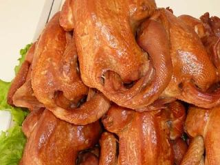 王桂圆熏鸡是哪儿的特产吗？王桂圆熏鸡介绍